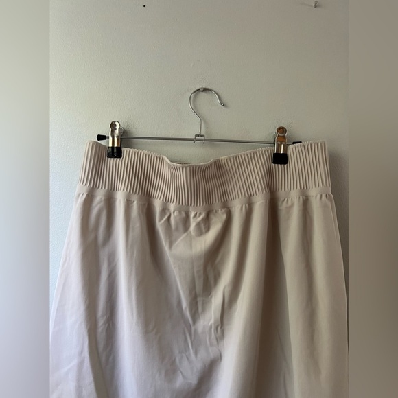 Athleta Cosmic Skirt Small Cream High Rise - Picture 3 of 7